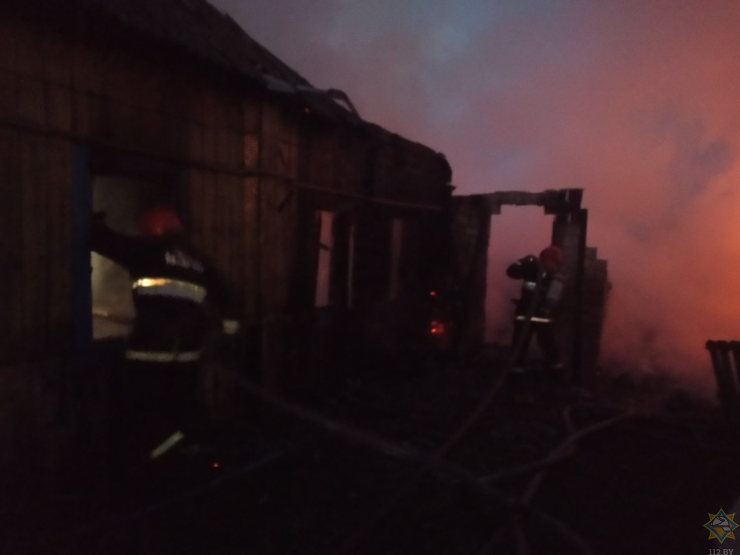 Пожар жилого дома в Печищах. Три человека погибли